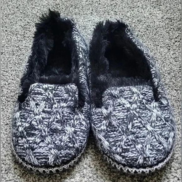WOMENS MUK LUKS COMFORT COZY SLIPPERS SIZE LARGE 9-10 - Picture 4 of 8